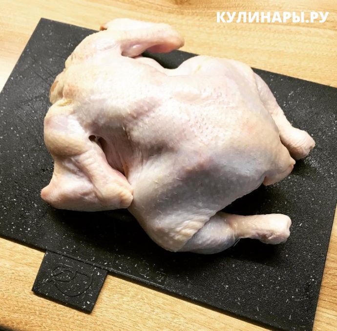 Сочный и ароматный цыплёнок в духовке! 0