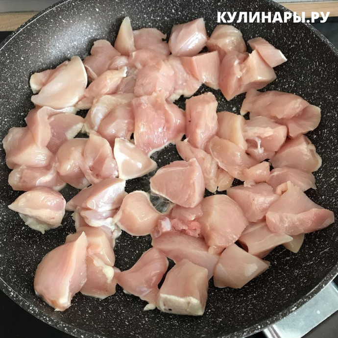 Полезный рецепт куриного филе со спаржей и шампиньонами 1