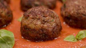 THE RECIPES OF MEATBALL DISH IN THE OVEN YOU WILL AMAZING BOTH IT'S LOOK AND FLAVORS
